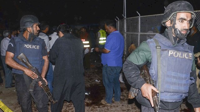 Pakistan'da 'acil' kodlu toplantı