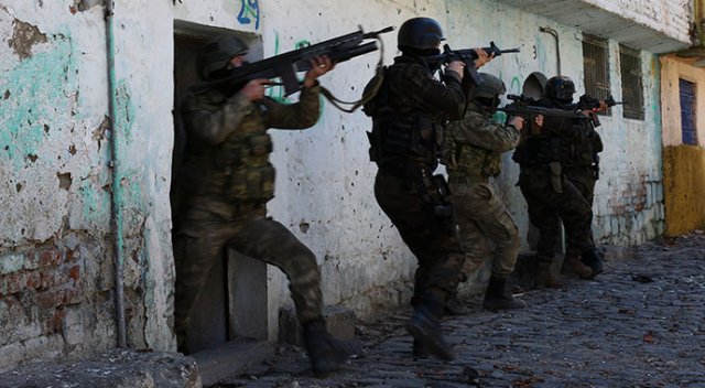PKK&#039;lı teröristbaşı Sur&#039;da öldürüldü