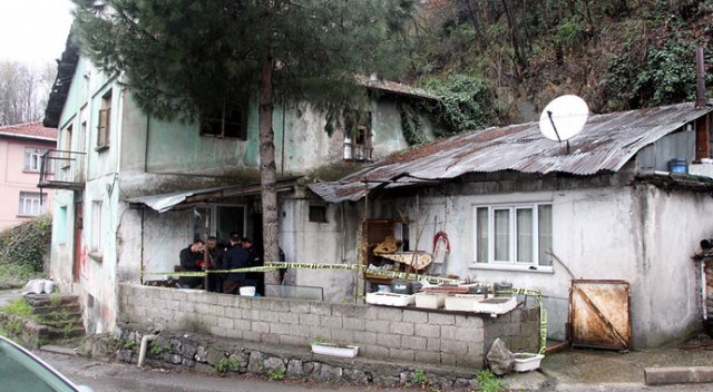 Zonguldak'ta vahşet: 1 evde 3 ceset Zonguldak'ta vahşet: 1 evde 3 ceset