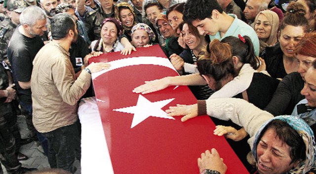 5 kahraman daha son yolculuklarına uğurlandı 5 kahraman daha son yolculuklarına uğurlandı