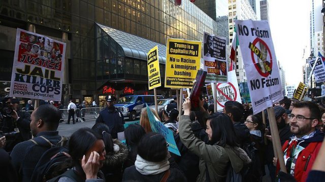 ABD&#039;de Cumhuriyetçi Parti yıllık galası protesto edildi