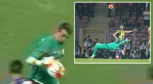 Arena’da inanılmaz anlar! Muslera... Arena’da inanılmaz anlar! Muslera...