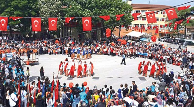 Az eğlence yüksek doz millî birlik Az eğlence yüksek doz millî birlik