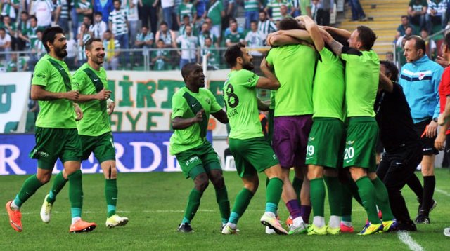 Bursaspor - Akhisar Belediyespor: 0-2 Bursaspor - Akhisar Belediyespor: 0-2