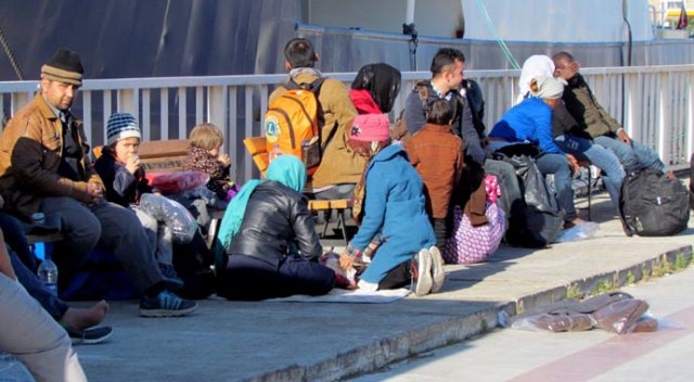 Çeşme'de 45 sığınmacı daha yakalandı