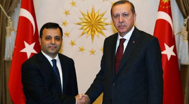 Cumhurbaşkanı Erdoğan Anayasa Mahkemesi Başkanı Zühtü Arslan'ı kabul etti Cumhurbaşkanı Erdoğan Anayasa Mahkemesi Başkanı Zühtü Arslan'ı kabul etti