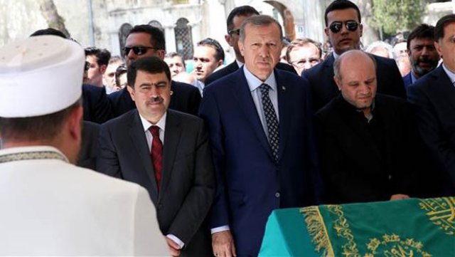 Cumhurbaşkanı Erdoğan cenaze törenine katıldı