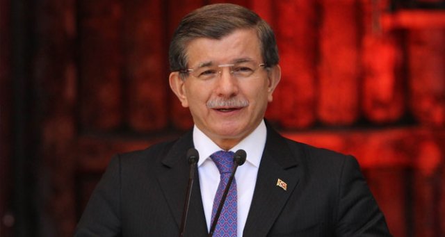 Davutoğlu: 'Türkiye ayaktayken Bosna Hersek...' Davutoğlu: 'Türkiye ayaktayken Bosna Hersek...'