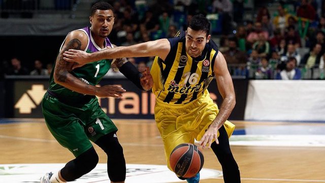 Fenerbahçe &#039;formalite&#039; maçını kaybetti