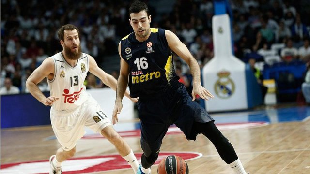 Fenerbahçe yine 22 galibiyetle Dörtlü Final'de Fenerbahçe yine 22 galibiyetle Dörtlü Final'de