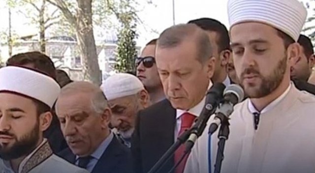 İş adamı Hüseyin Doğan'a veda... İş adamı Hüseyin Doğan'a veda...