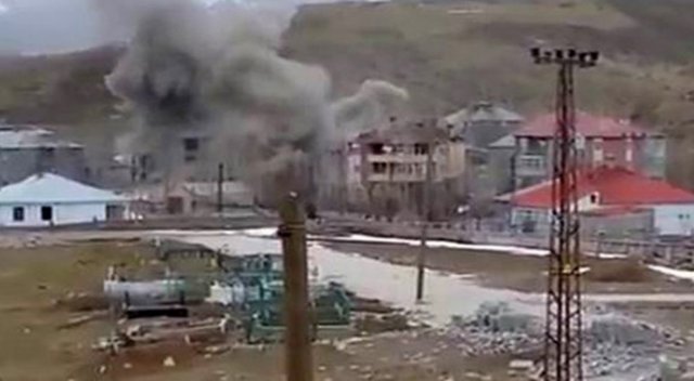 PKK'lıların kadığı bina böyle hava uçuruldu PKK'lıların kadığı bina böyle hava uçuruldu
