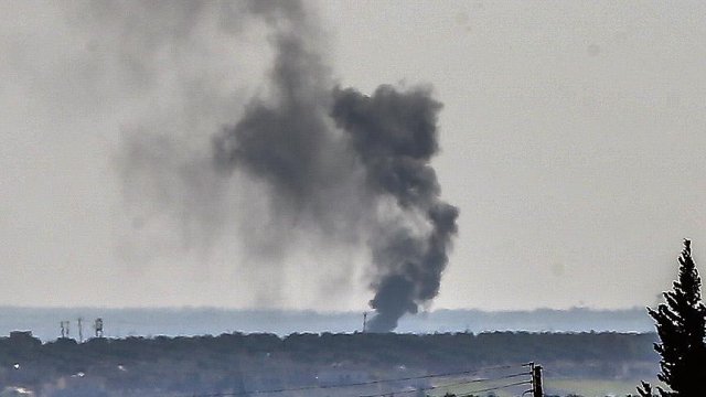 Rus uçakları Azez çevresini bombaladı Rus uçakları Azez çevresini bombaladı