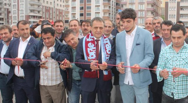 Salih Dursun'un adı caddeye verildi Salih Dursun'un adı caddeye verildi