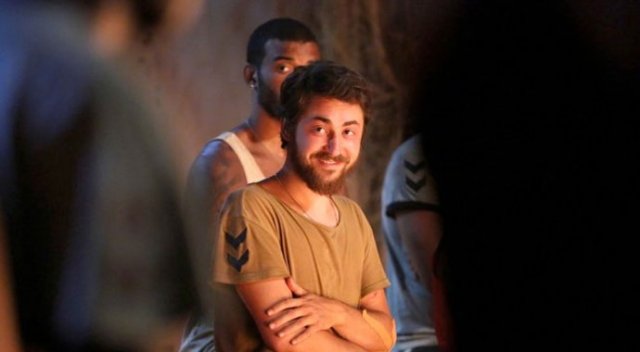Survivor Semih'in takımı yakacak ihaneti elinde patladı Survivor Semih'in takımı yakacak ihaneti elinde patladı