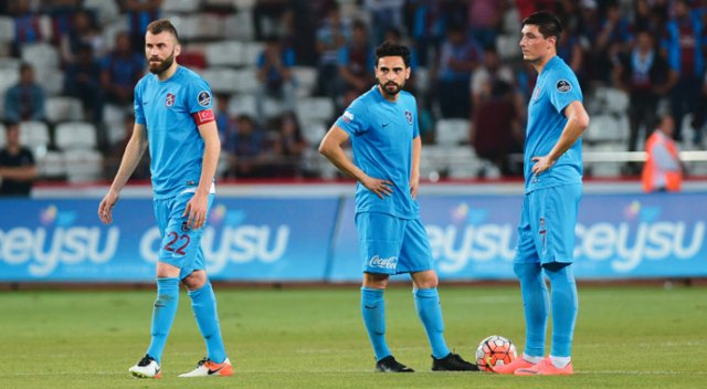 7-0'lık Antalyaspor mağlubiyeti Trabzonspor'u karıştırdı 7-0'lık Antalyaspor mağlubiyeti Trabzonspor'u karıştırdı