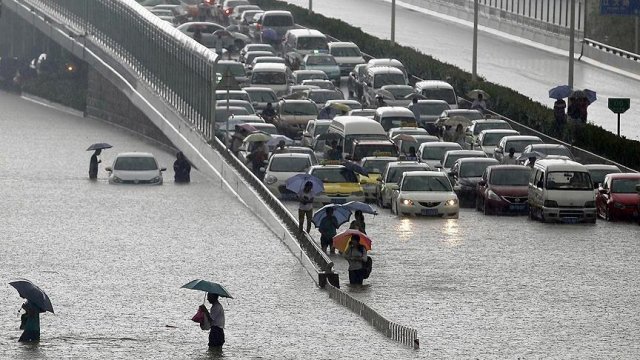 Çin'de şiddetli yağışlar nedeniyle 9 kişi hayatını kaybetti Çin'de şiddetli yağışlar nedeniyle 9 kişi hayatını kaybetti