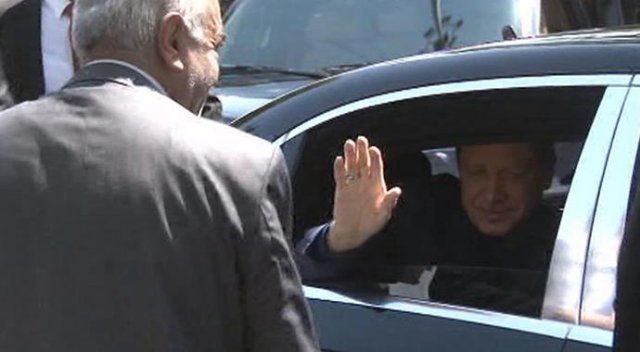 Cumhurbaşkanı Erdoğan'a seslendi! 'Reis beni Başbakan yapar mısın?' Cumhurbaşkanı Erdoğan'a seslendi! 'Reis beni Başbakan yapar mısın?'