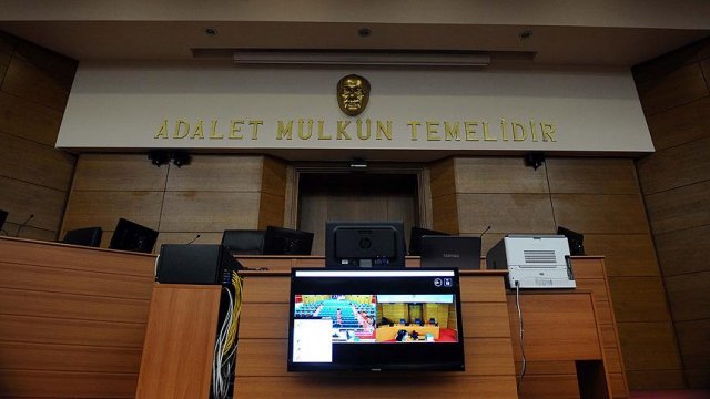 Erdoğan'a sosyal medyadan hakarete hapis cezası Erdoğan'a sosyal medyadan hakarete hapis cezası