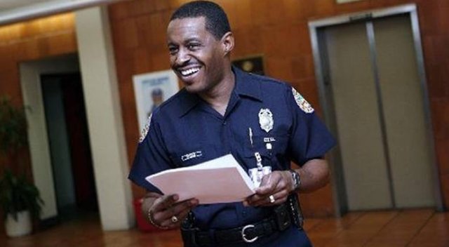 Ferguson'a ilk siyahi polis şefi Ferguson'a ilk siyahi polis şefi