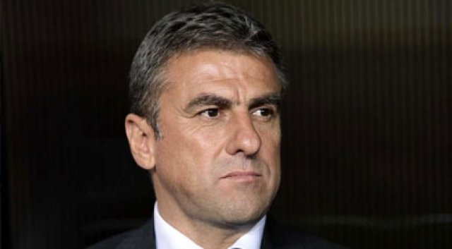 Hamzaoğlu'nun eski öğrencisi Bursaspor yolcusu Hamzaoğlu'nun eski öğrencisi Bursaspor yolcusu