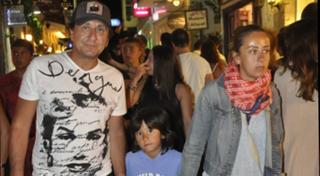 İşte Özgür Ozan'ın gerçek eşi İşte Özgür Ozan'ın gerçek eşi