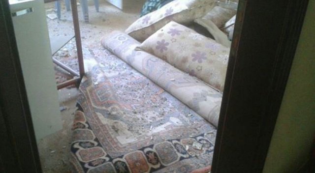 Nusaybin'de teröristler vatandaşın evlerine bomba düzüyor Nusaybin'de teröristler vatandaşın evlerine bomba düzüyor
