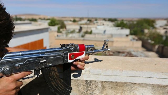 PYD Suriye'de 6 kız çocuğunu kaçırdı PYD Suriye'de 6 kız çocuğunu kaçırdı