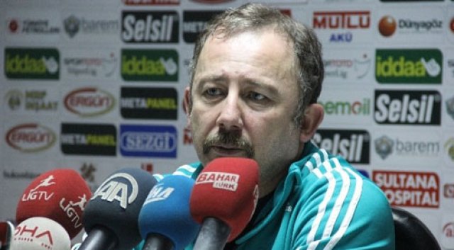 Sergen, 'anlaşmam 3 maçlıktı, İstanbul'a dönüyorum' Sergen, 'anlaşmam 3 maçlıktı, İstanbul'a dönüyorum'