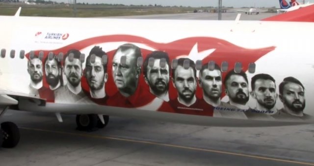 THY’den Millilere şık jest