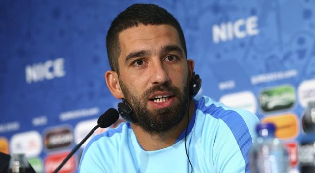 Arda Turan'dan sert tepki! Arda Turan'dan sert tepki!