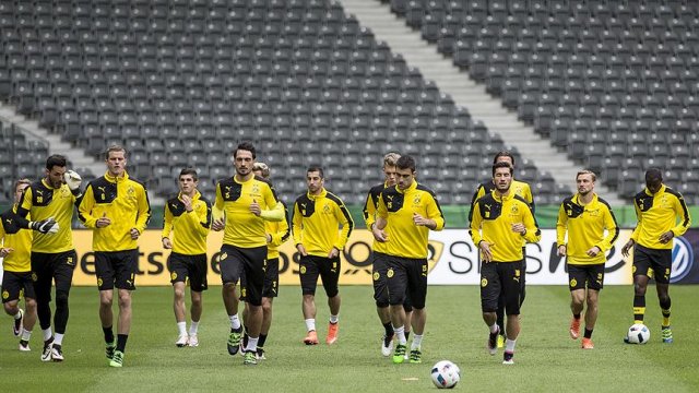 Borussia Dortmund'dan ramazan mesajı Borussia Dortmund'dan ramazan mesajı