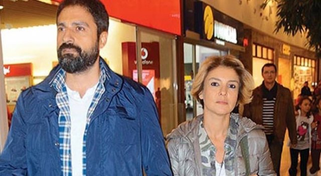 Erhan Çelik eleştiri yaparken Gülben Ergen'i görmedi Erhan Çelik eleştiri yaparken Gülben Ergen'i görmedi