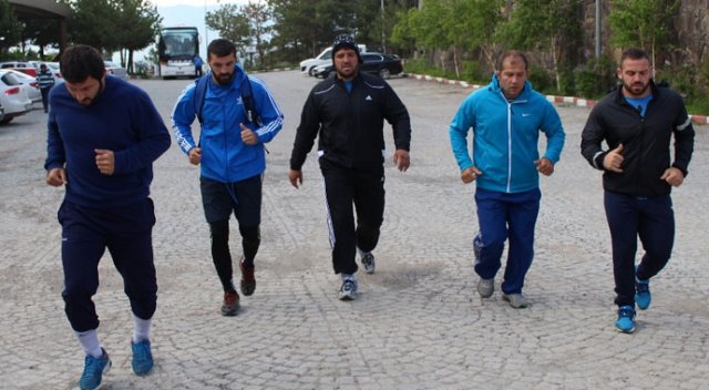 Kırkpınar Başpehlivanları Erzurum’da kampta