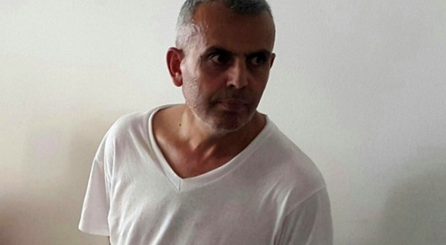 Akar'ın başına silah dayayan hain çark etti Akar'ın başına silah dayayan hain çark etti