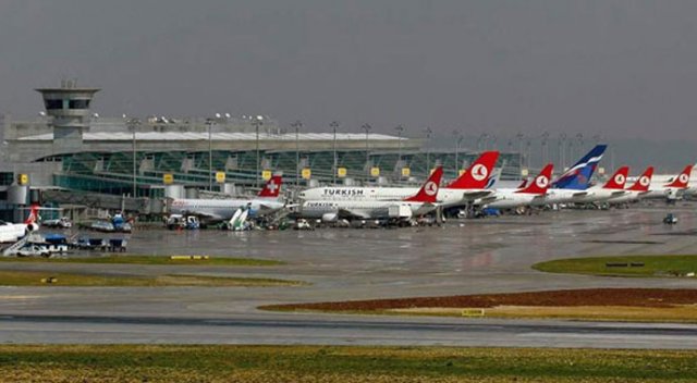 Atatürk Havalimanı'ndaki uçuşlar 06:00 itibariyle başlayacak