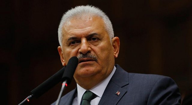 Başbakan Yıldırım: Bayraklarımızı yarıya indiriyoruz