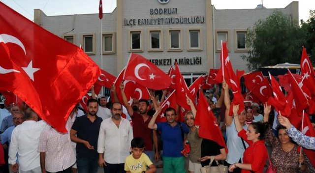 Bodrum'da zılgıtlı protesto Bodrum'da zılgıtlı protesto