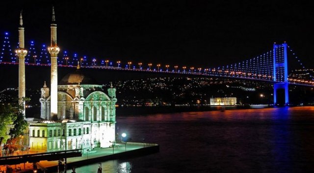 Boğaziçi Köprüsü de trafiğe açıldı