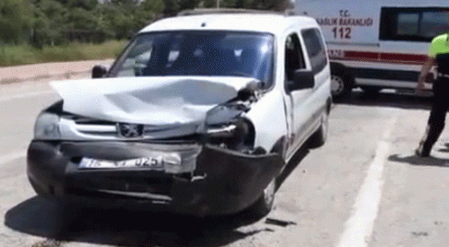 Burdur'da trafik kazası: 5 yaralı Burdur'da trafik kazası: 5 yaralı