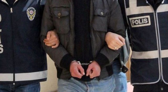 Bursa'da 24 hakim ve savcı tutuklandı Bursa'da 24 hakim ve savcı tutuklandı