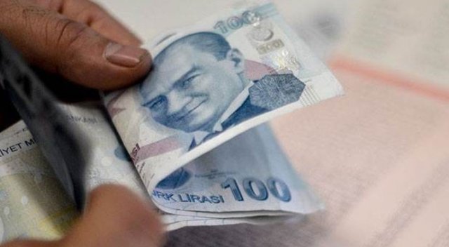 Çalışma Bakanı açıkladı: Gülen'in maaşı darbe gecesi saat 23.00’de kesildi Çalışma Bakanı açıkladı: Gülen'in maaşı darbe gecesi saat 23.00’de kesildi
