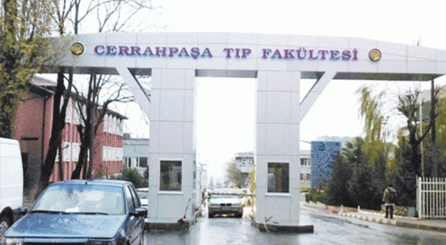 Cerrahpaşa'daki hasta çocuklara hediye sürprizi Cerrahpaşa'daki hasta çocuklara hediye sürprizi