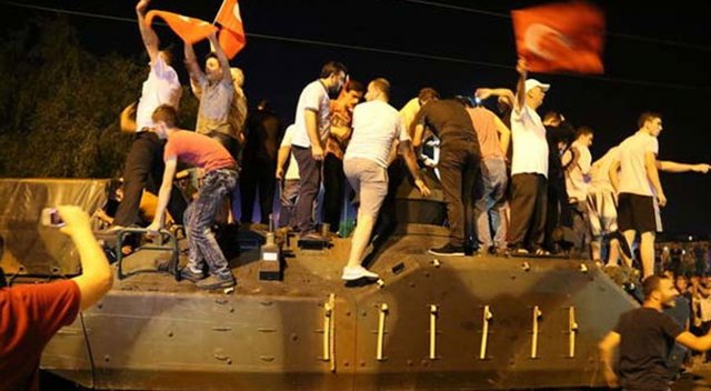 Darbe girişimi 22 saatte bertaraf edildi Darbe girişimi 22 saatte bertaraf edildi