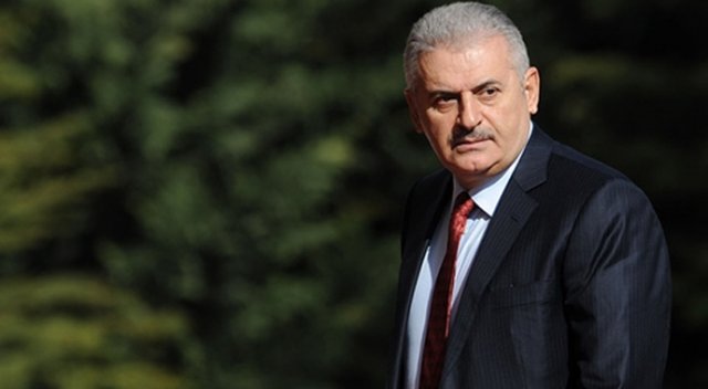 Darbeci askerlerden Binali Yıldırım&#039;a taciz!
