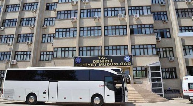 Denizli&#039;de 500 asker teslim oldu