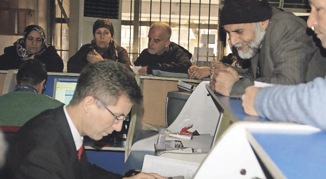 Emekliye promosyon bankalara takıldı Emekliye promosyon bankalara takıldı