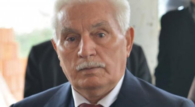 Eski belediye başkanı tabancayla vuruldu