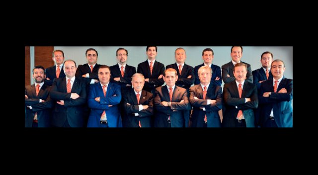 Galatasaray camiası bir defa daha sarsıldı, artık 11 kişiler!