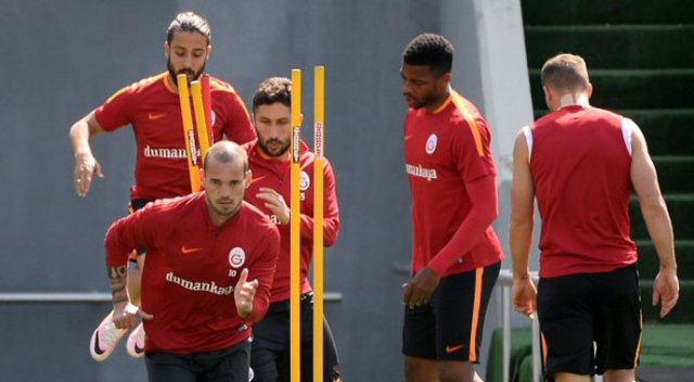 Galatasaray'da deprem! 'Kendine kulüp bul'